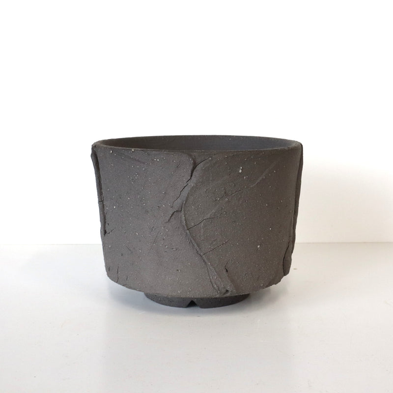 【sou.】"daub" charcoalgray