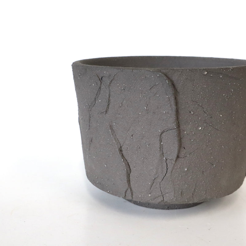 【sou.】"daub" charcoalgray