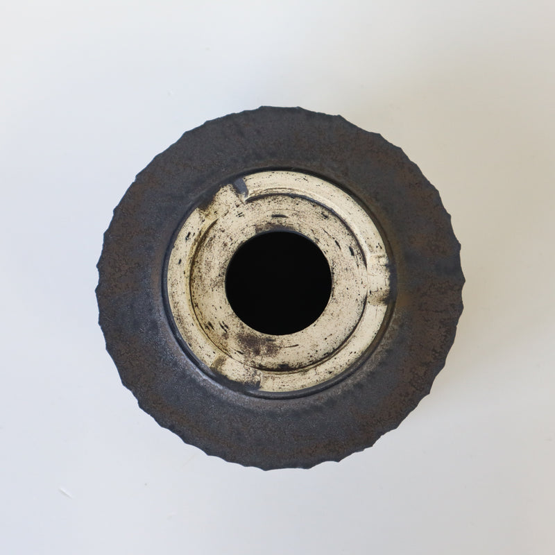 【雷土陶器鉢】稲妻紋鉢 半筒形 黒結晶釉 M