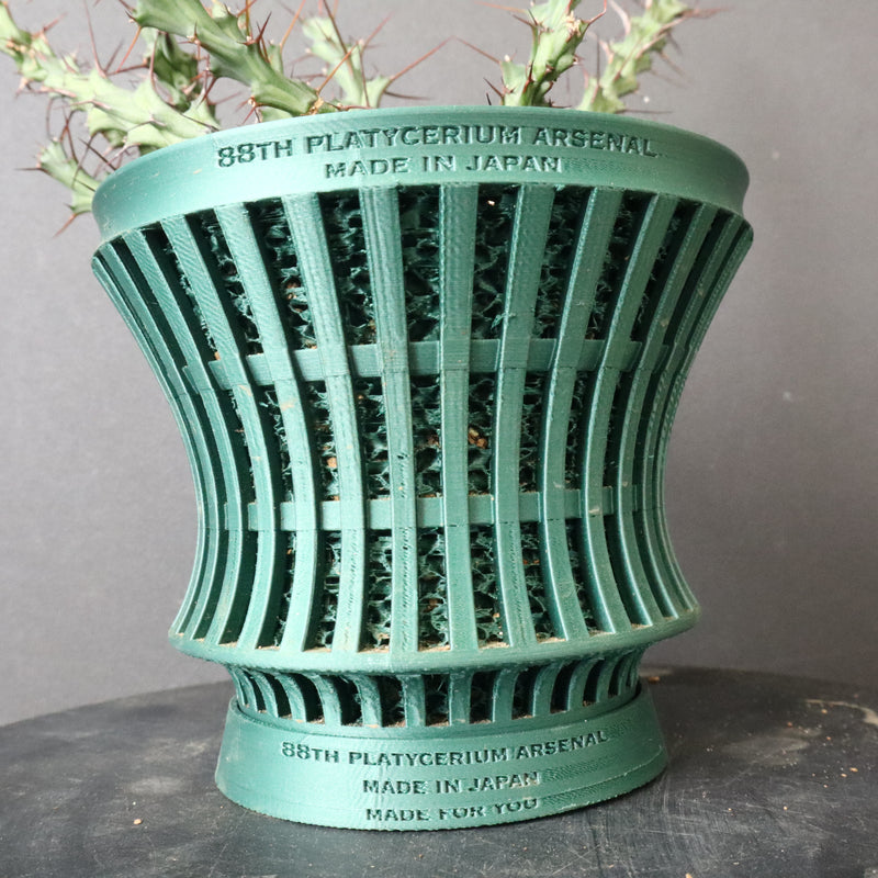 【八八工廠】E.レネウトニー 14